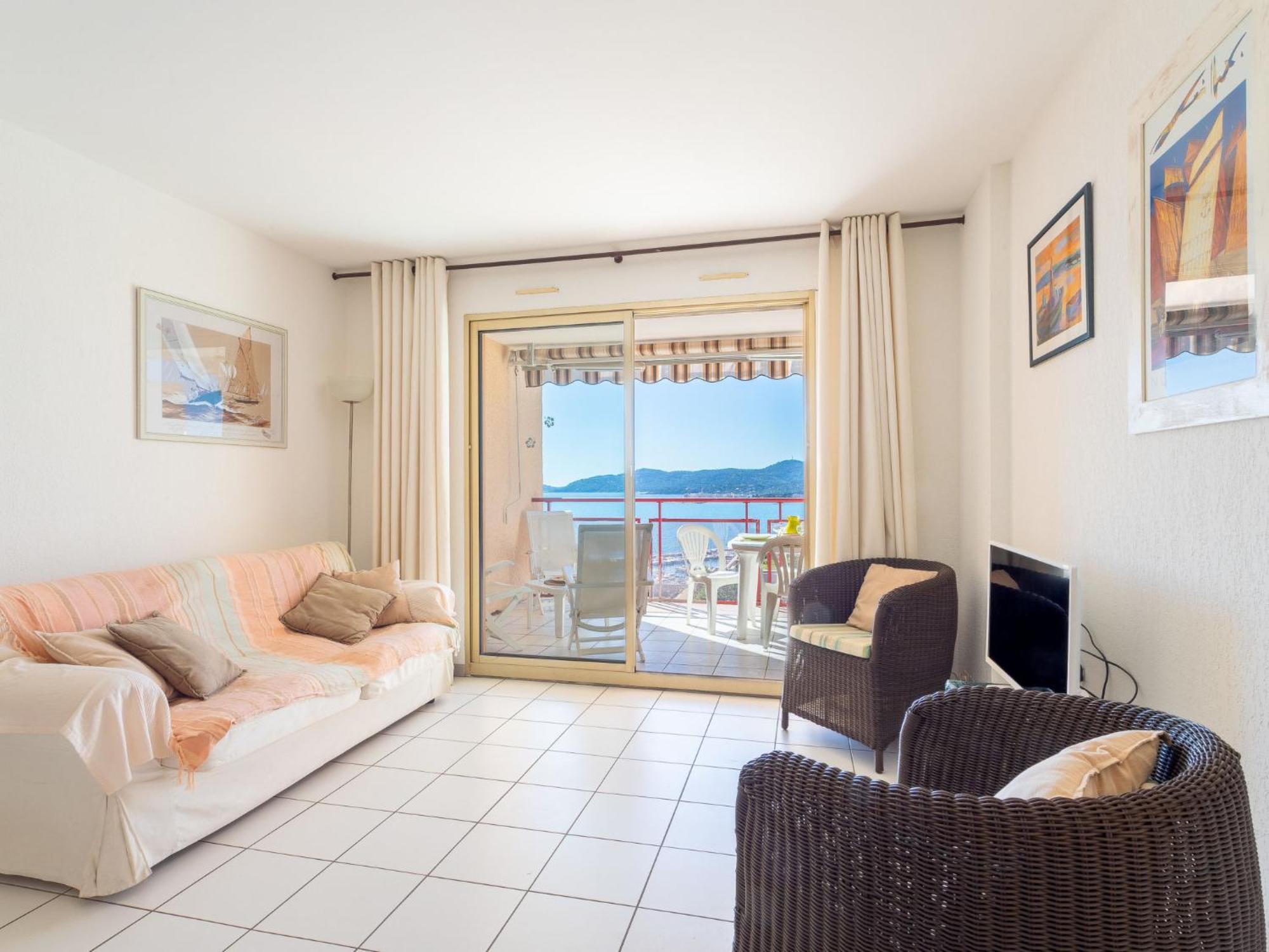 Apartment Les Mandariniers By Interhome Le Lavandou Exterior photo