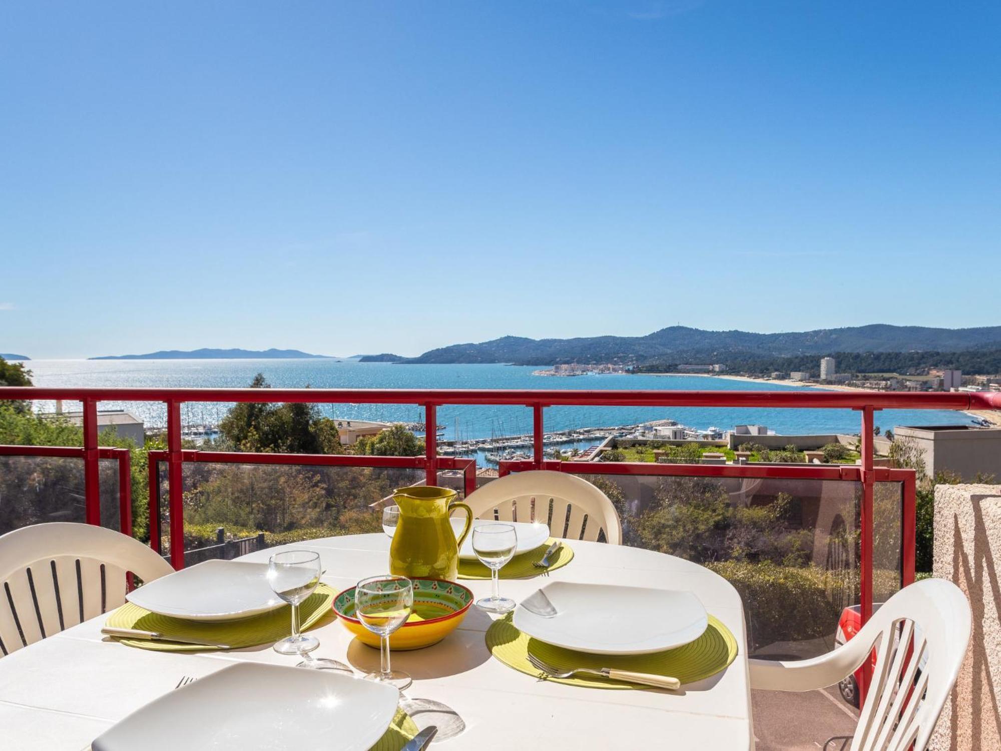 Apartment Les Mandariniers By Interhome Le Lavandou Exterior photo