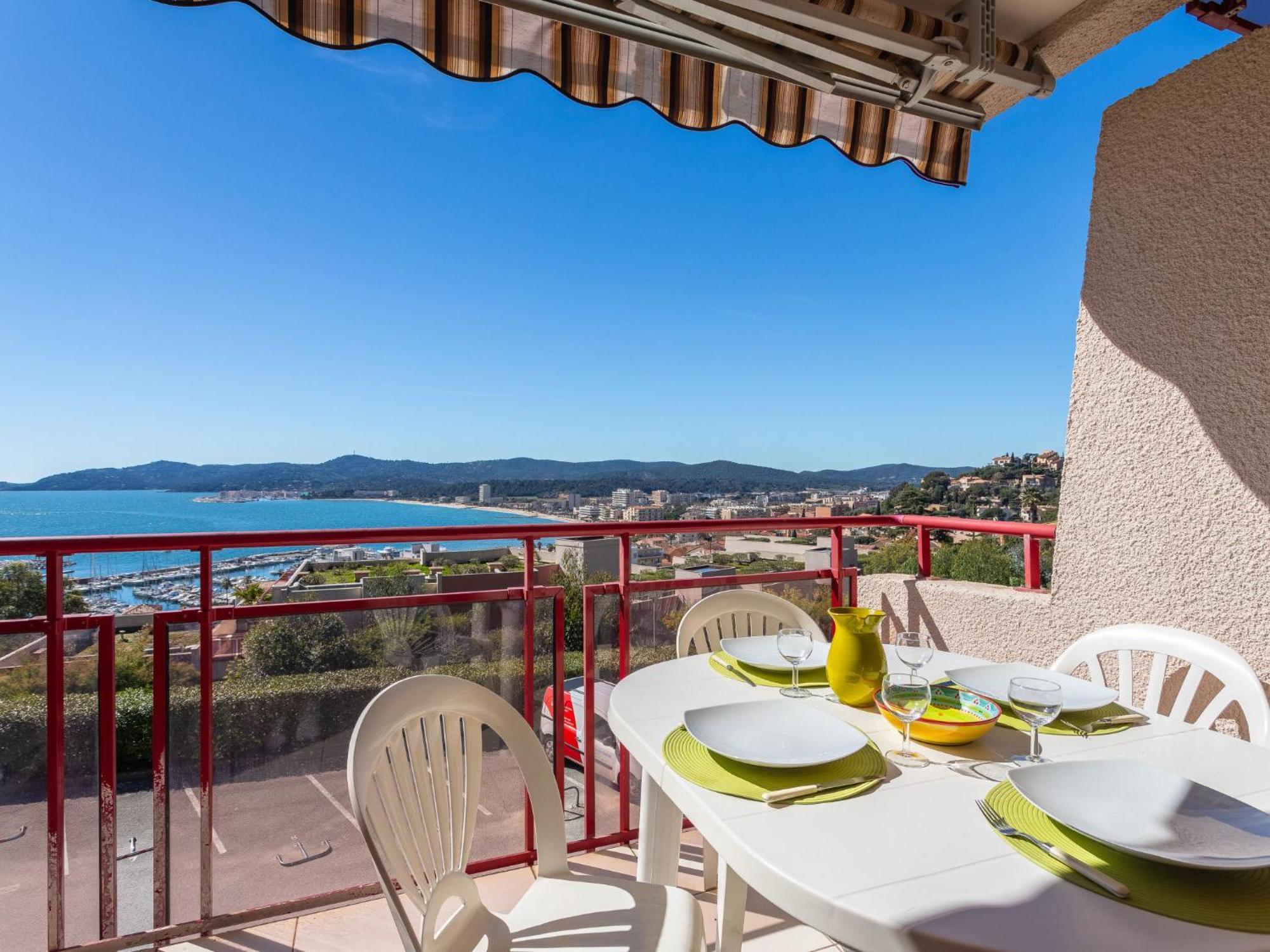 Apartment Les Mandariniers By Interhome Le Lavandou Exterior photo